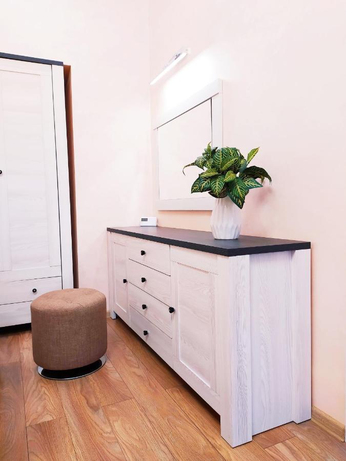 Apartment Forum, Центр 利沃夫 外观 照片
